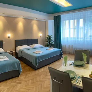 Apartma & Free Parking Apartment