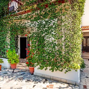https://apartments-anamarija-rovinj.in-istria.net